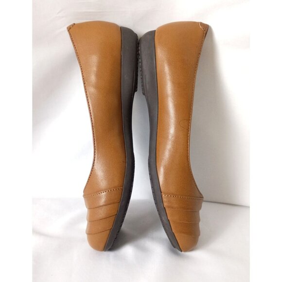 Cliffs by White Mountain Clara Ballet Flats Women’s 8.5 Cognac Slip On NWOB - Picture 8 of 11